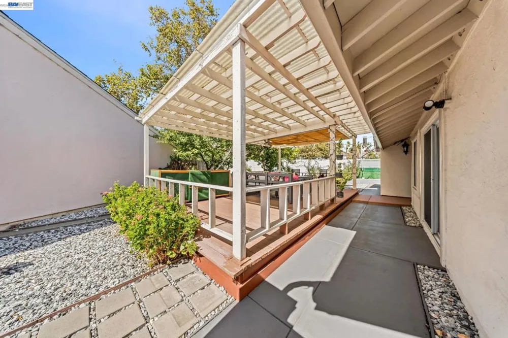2106 Grackle Ct Union City, CA 94587