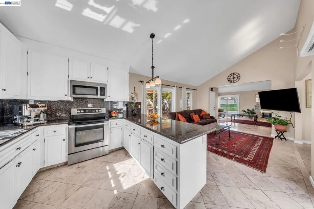 2106 Grackle Ct Union City, CA 94587