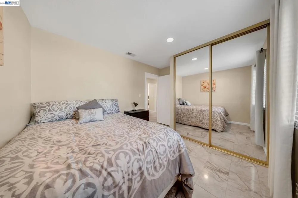 2106 Grackle Ct Union City, CA 94587
