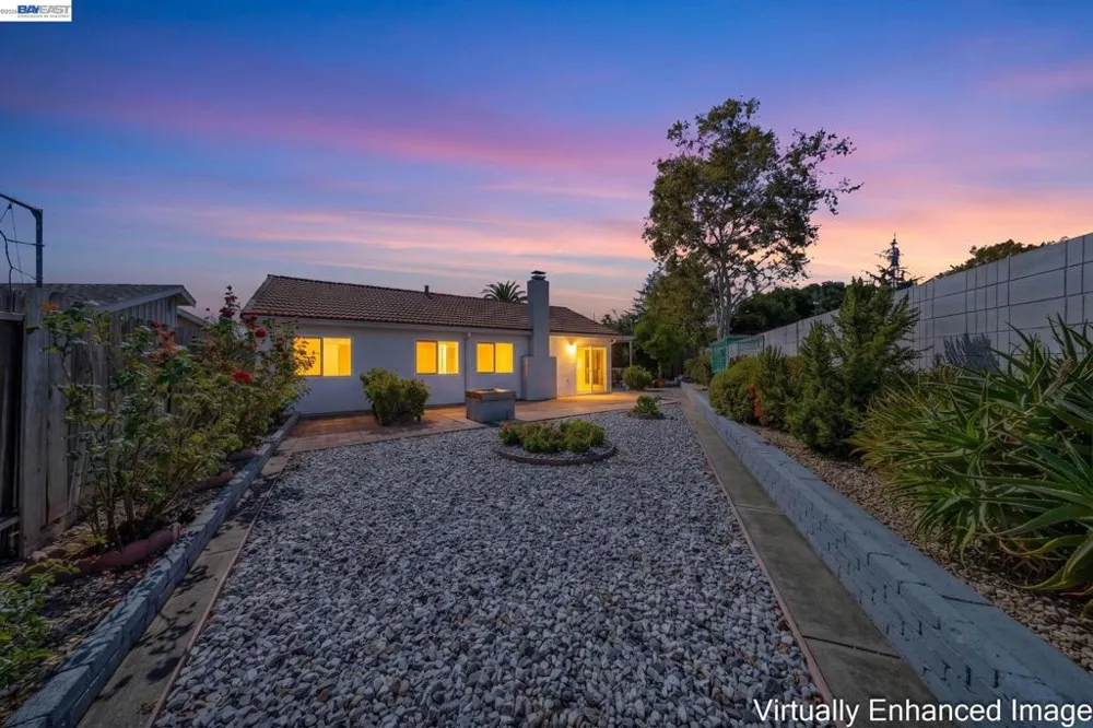 2106 Grackle Ct Union City, CA 94587