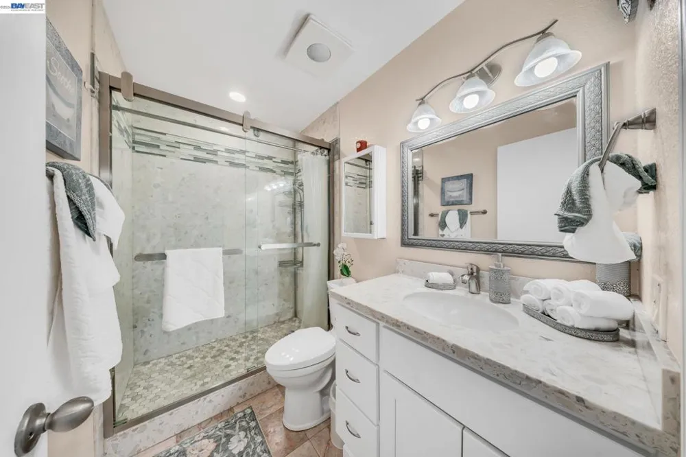 2106 Grackle Ct Union City, CA 94587