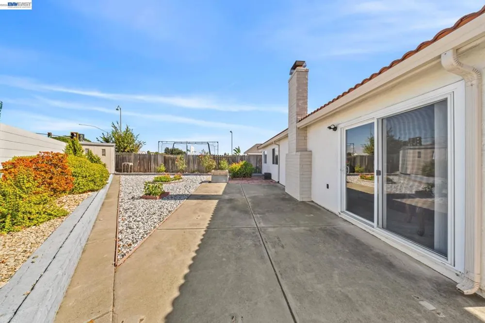 2106 Grackle Ct Union City, CA 94587