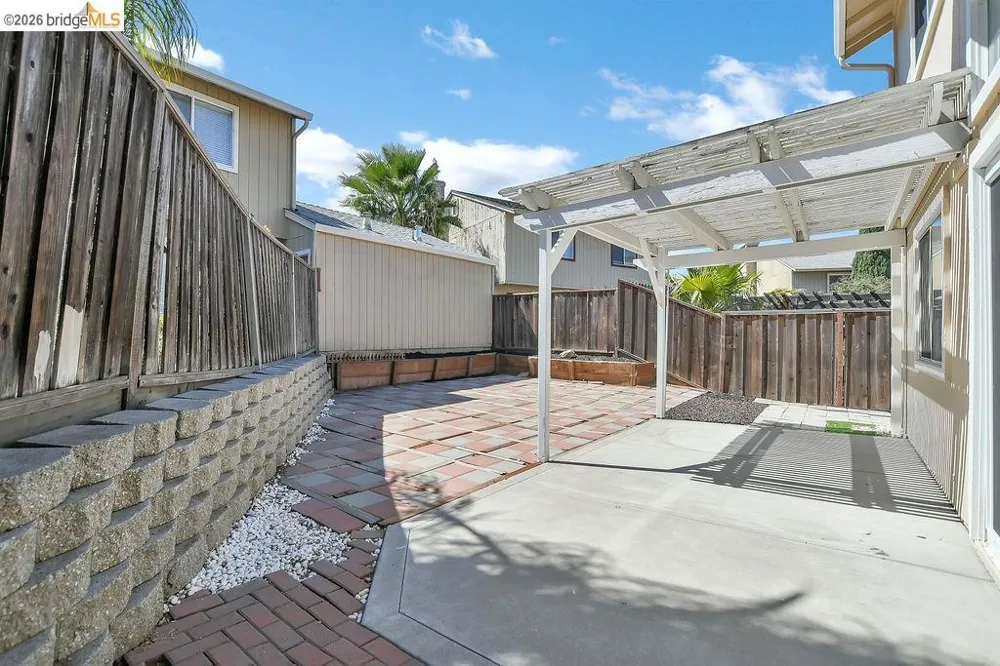 833 Oakwood Way Oakley, CA 94561