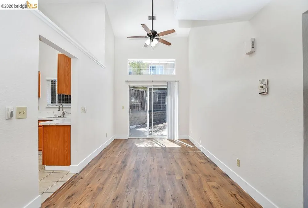833 Oakwood Way Oakley, CA 94561