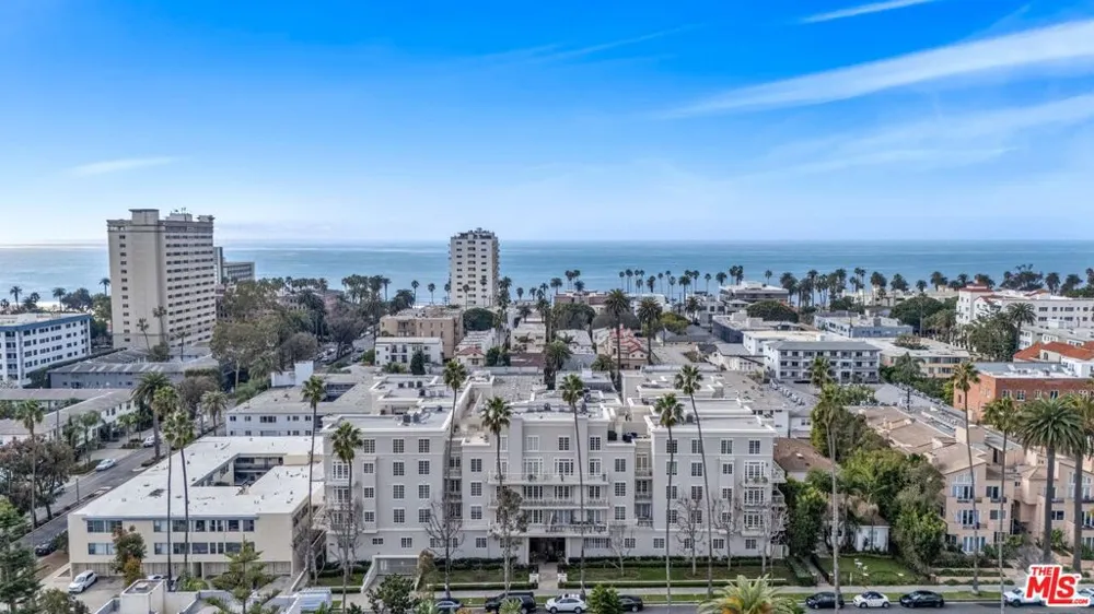 1040 4TH STREET #204 Santa Monica, CA 90403