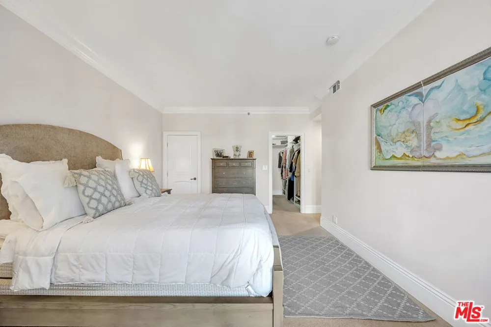 1040 4TH STREET #204 Santa Monica, CA 90403