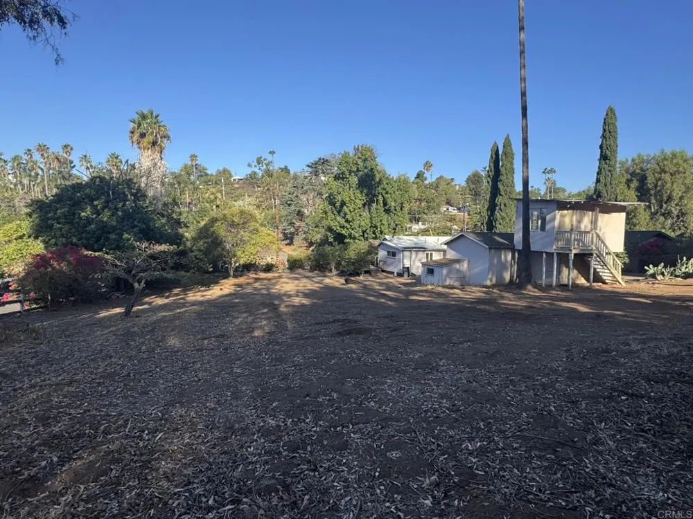 726 Valley Drive Vista, CA 92084