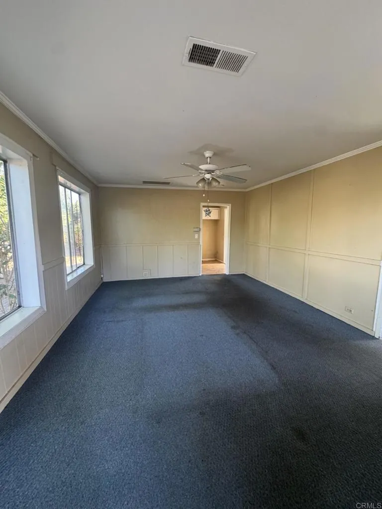 726 Valley Drive Vista, CA 92084