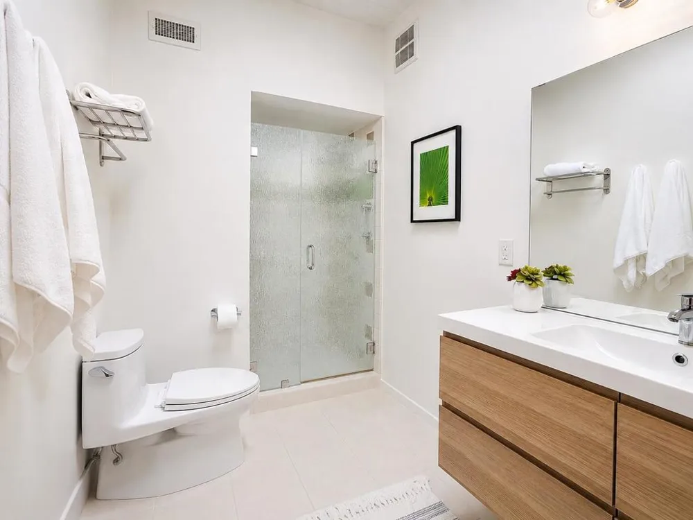 786 High Road Palm Springs, CA 92262