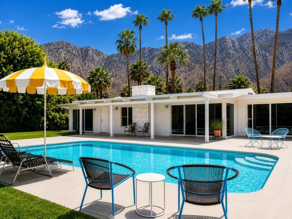 786 High Road Palm Springs, CA 92262