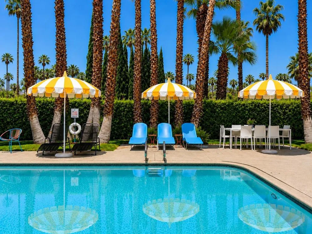 786 High Road Palm Springs, CA 92262