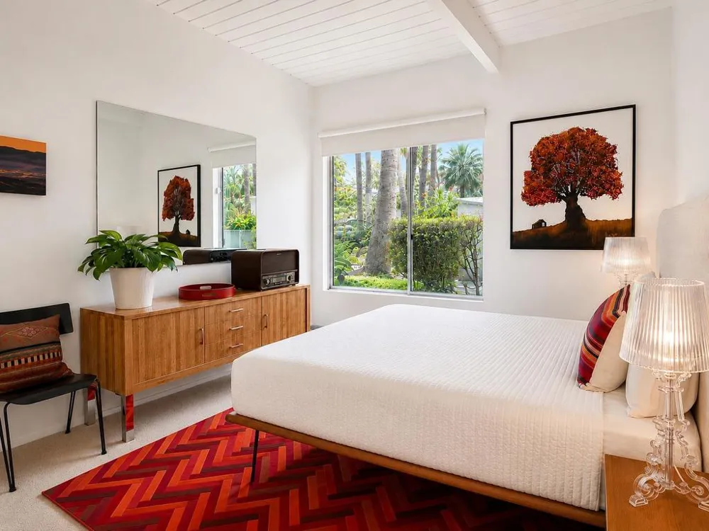 786 High Road Palm Springs, CA 92262