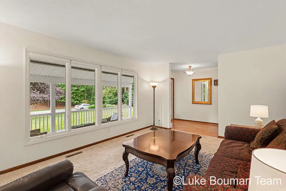 17521 Whippoorwill Drive Grand Haven, MI 49417
