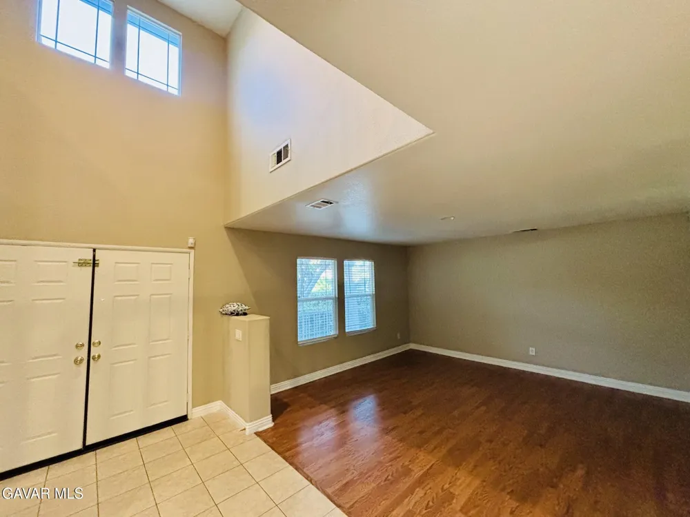 2064 W Avenue K6 Lancaster, CA 93536