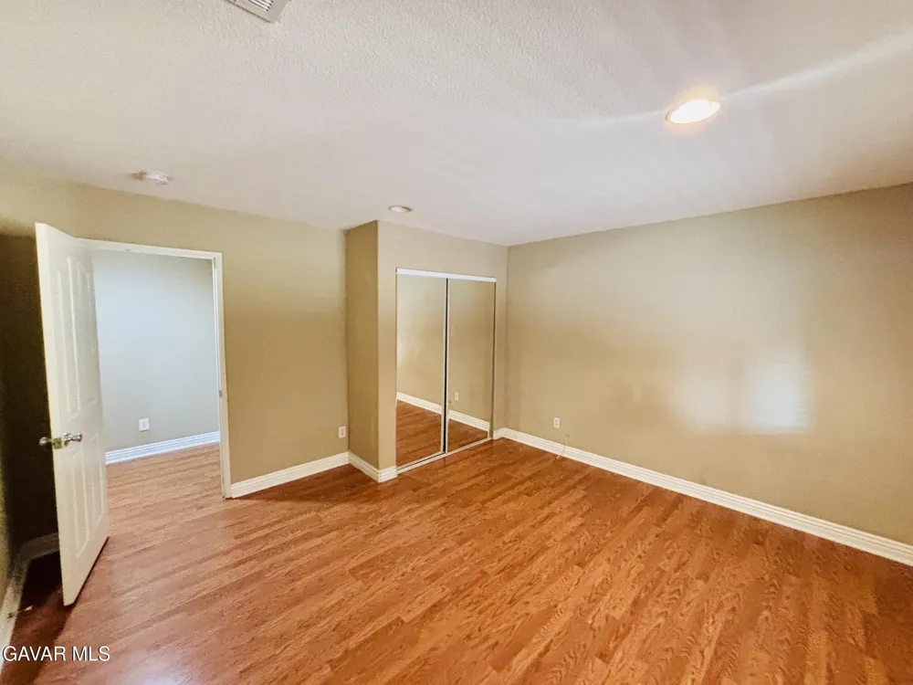 2064 W Avenue K6 Lancaster, CA 93536