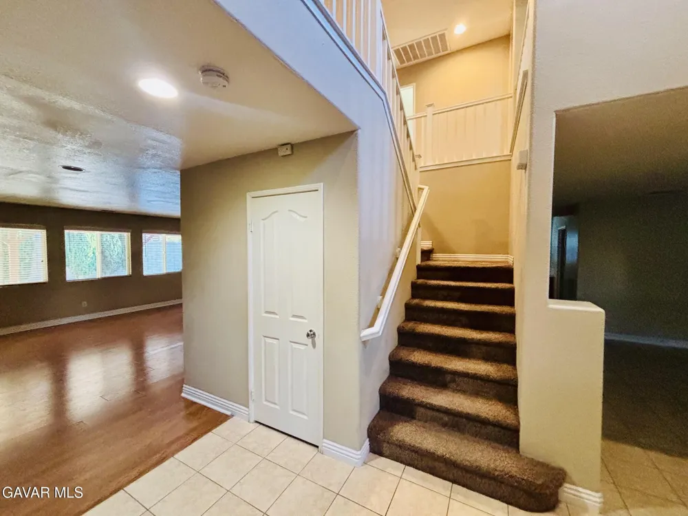 2064 W Avenue K6 Lancaster, CA 93536