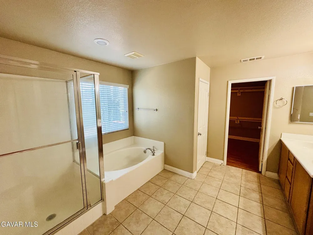 2064 W Avenue K6 Lancaster, CA 93536