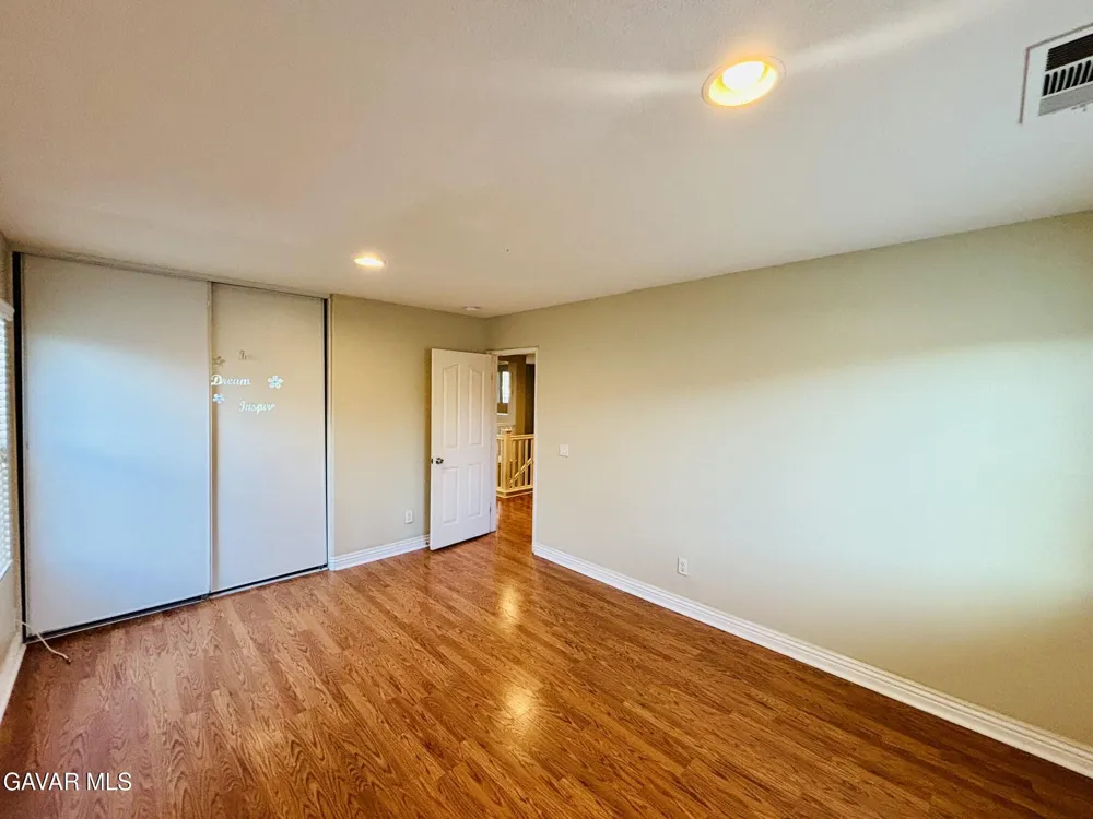 2064 W Avenue K6 Lancaster, CA 93536