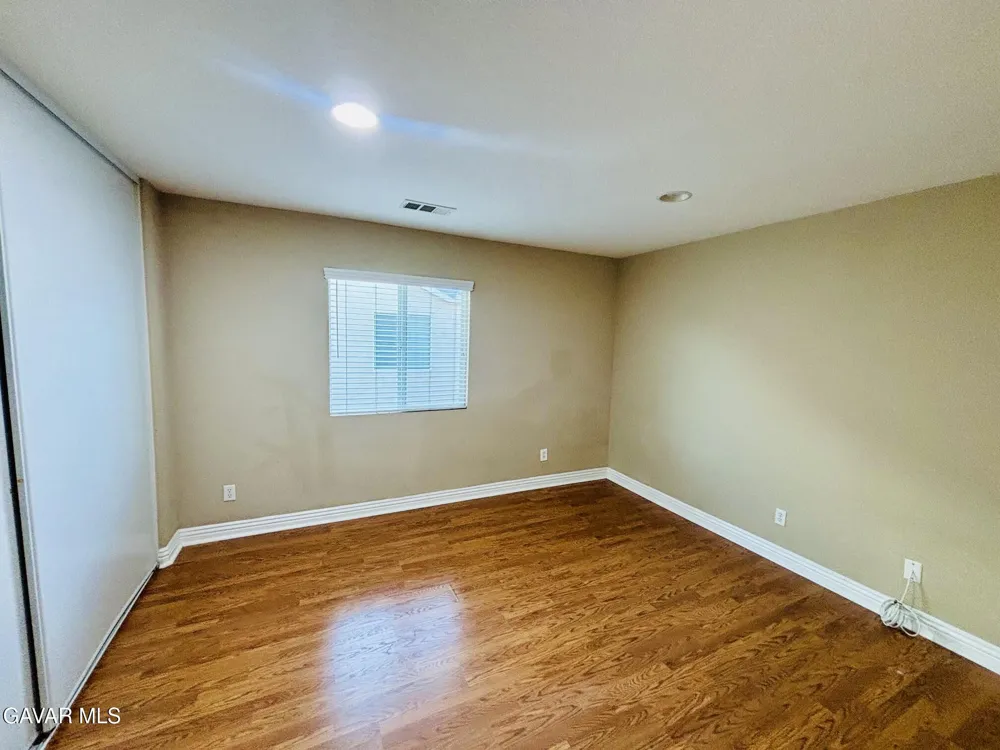 2064 W Avenue K6 Lancaster, CA 93536