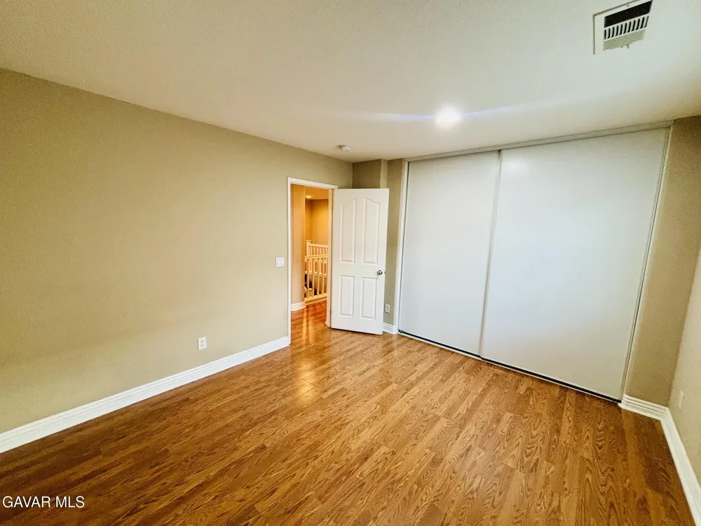 2064 W Avenue K6 Lancaster, CA 93536