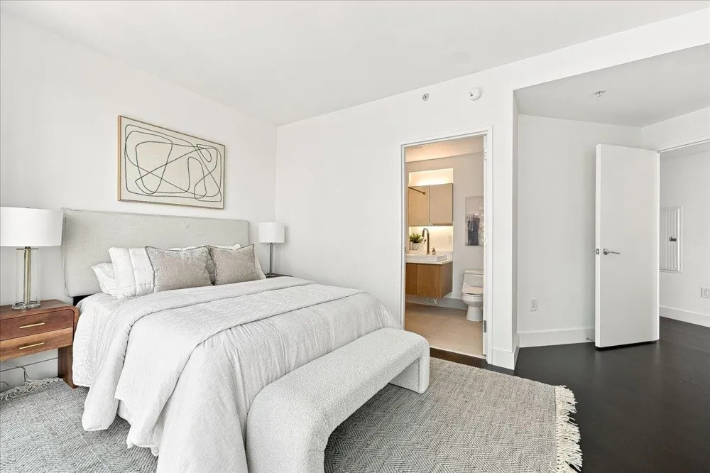 77 HUDSON ST Jersey City, NJ 07302