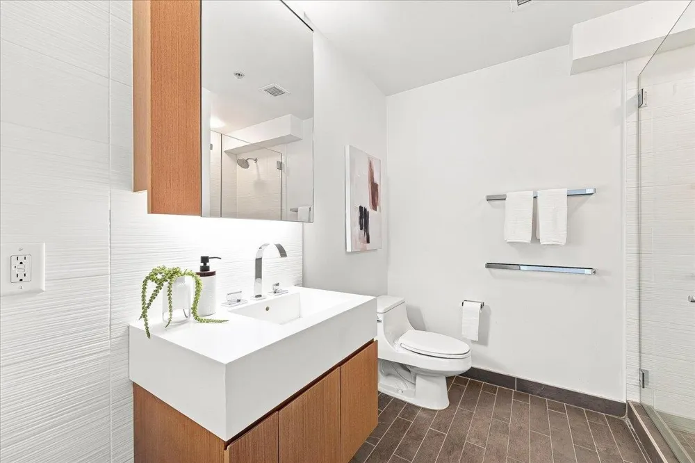 77 HUDSON ST Jersey City, NJ 07302