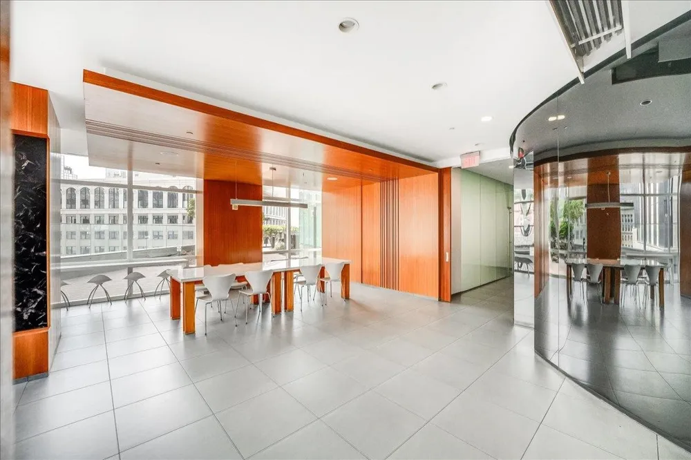 77 HUDSON ST Jersey City, NJ 07302