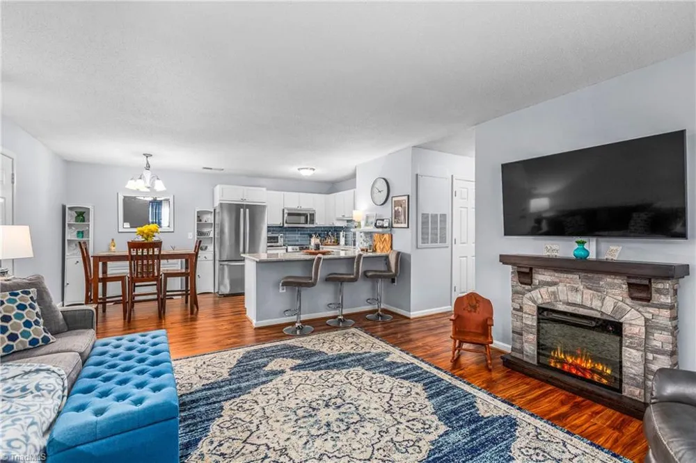 1905 Crest Hollow Drive #102 Winston-Salem, NC 27127