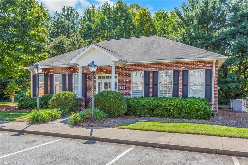 1905 Crest Hollow Drive #102 Winston-Salem, NC 27127