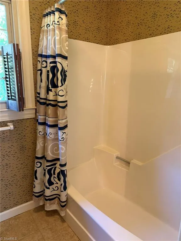 7525 Eppingwood Court Clemmons, NC 27012