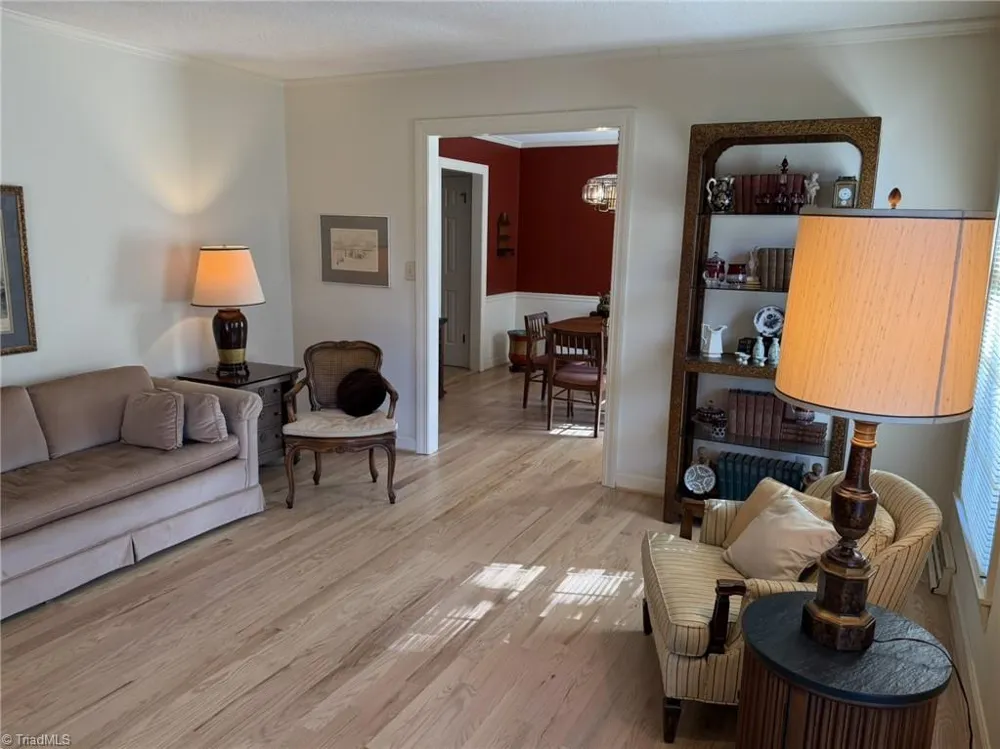 7525 Eppingwood Court Clemmons, NC 27012