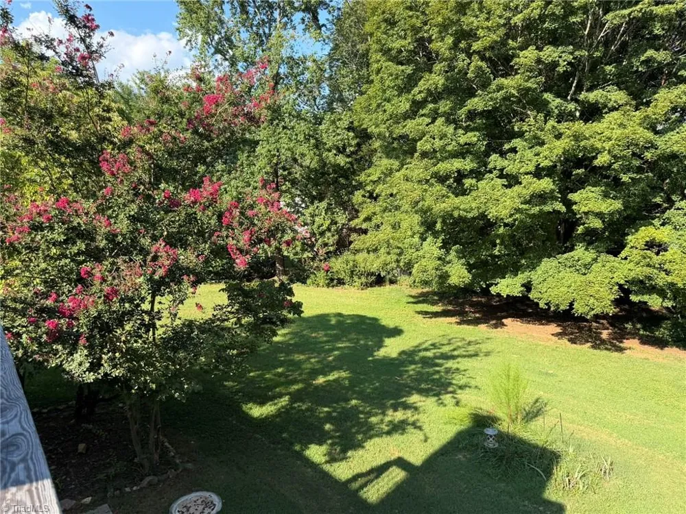 7525 Eppingwood Court Clemmons, NC 27012