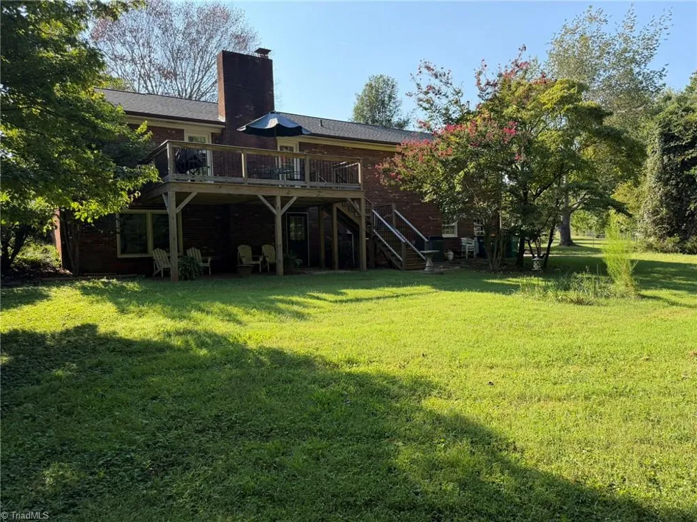7525 Eppingwood Court Clemmons, NC 27012