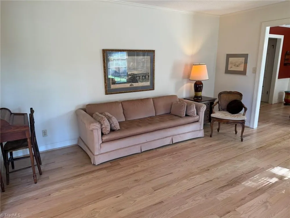 7525 Eppingwood Court Clemmons, NC 27012