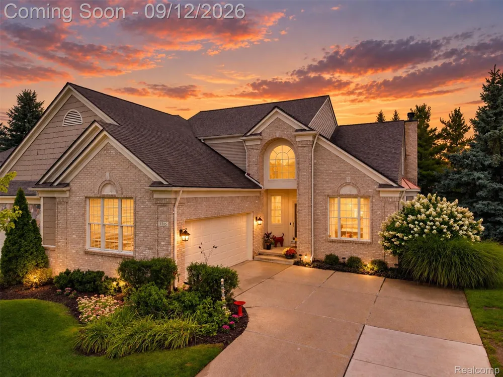 1385 Copper Circle Rochester City, MI 48306