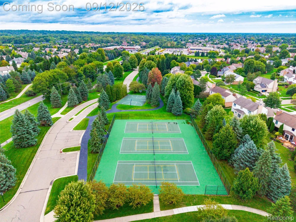 1385 Copper Circle Rochester City, MI 48306