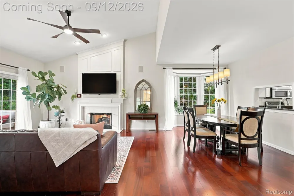 1385 Copper Circle Rochester City, MI 48306