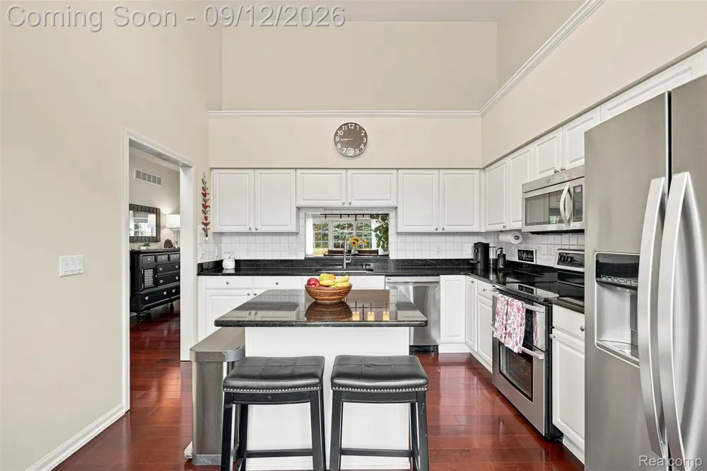 1385 Copper Circle Rochester City, MI 48306