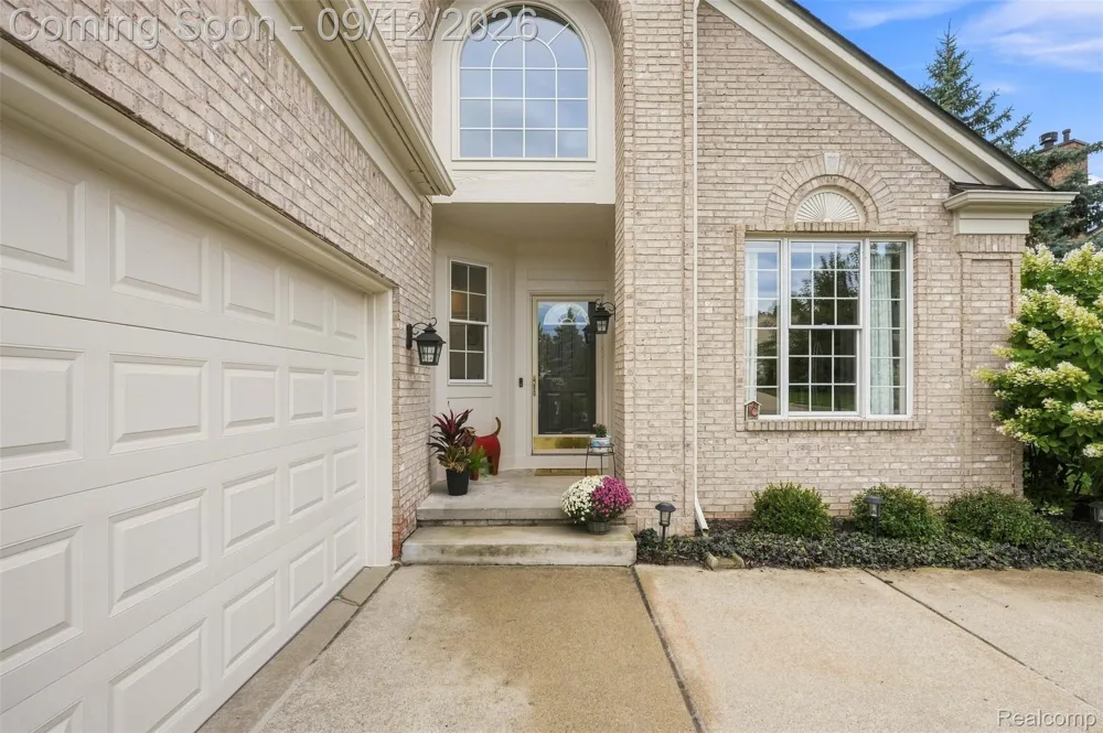 1385 Copper Circle Rochester City, MI 48306
