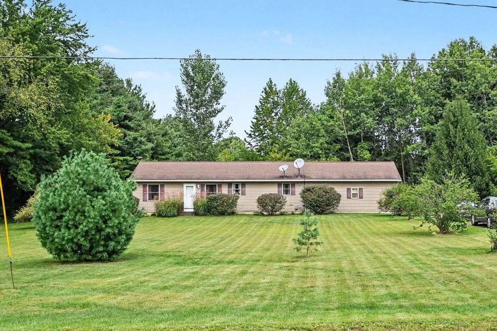 8625 Columbia Avenue Pipestone Township, MI 49111