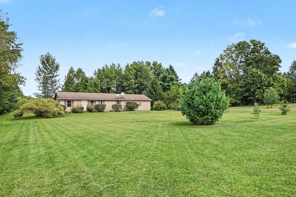 8625 Columbia Avenue Pipestone Township, MI 49111