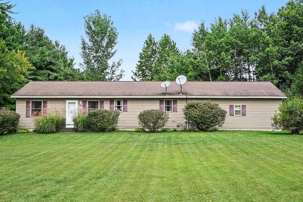 8625 Columbia Avenue Pipestone Township, MI 49111