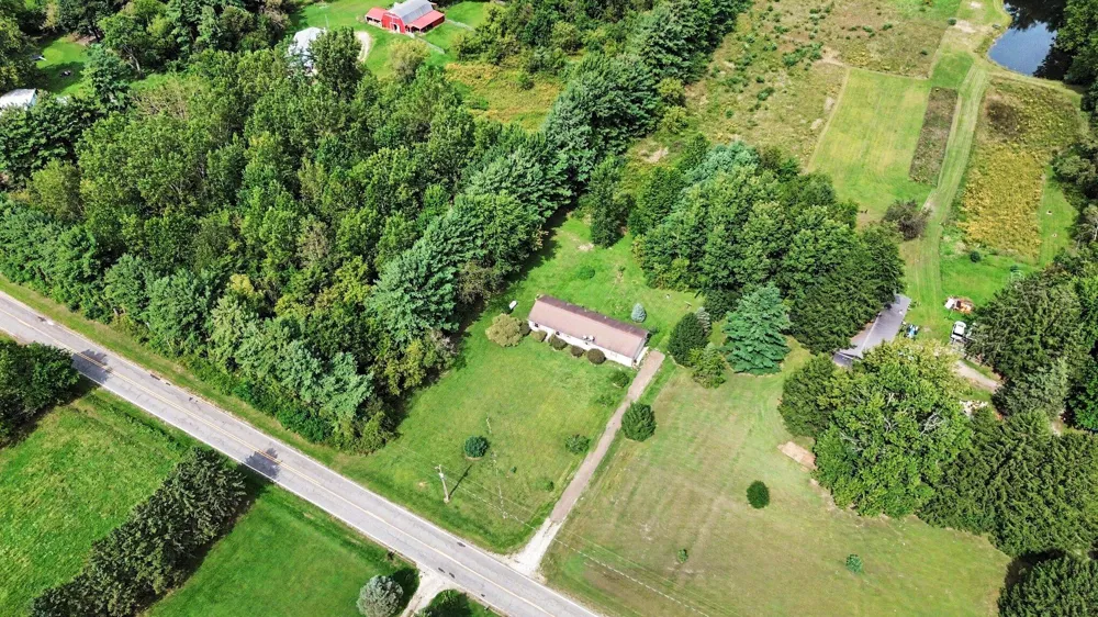 8625 Columbia Avenue Pipestone Township, MI 49111