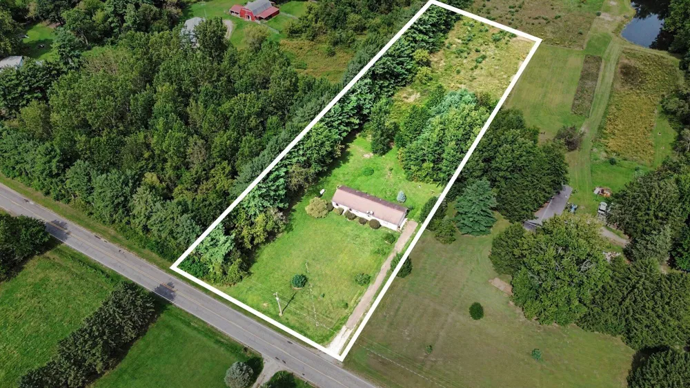 8625 Columbia Avenue Pipestone Township, MI 49111