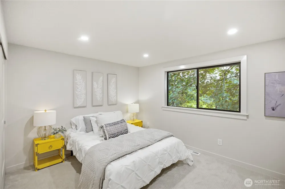 10703 126th Avenue NE Kirkland, WA 98033