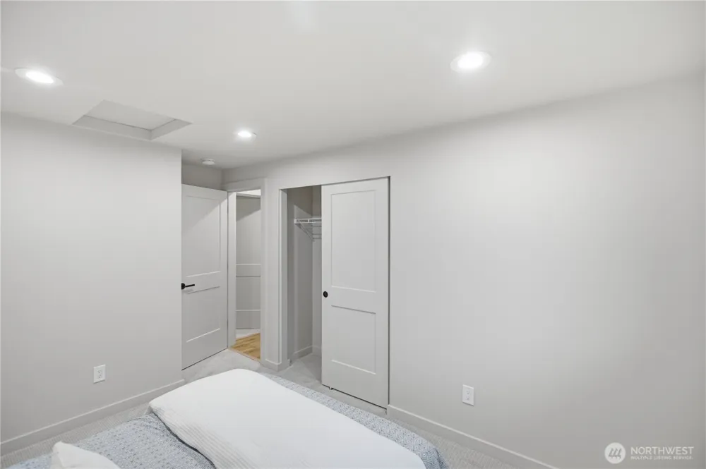 10703 126th Avenue NE Kirkland, WA 98033