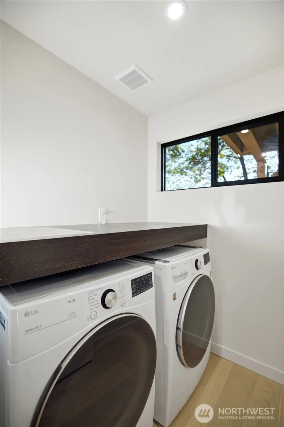10703 126th Avenue NE Kirkland, WA 98033