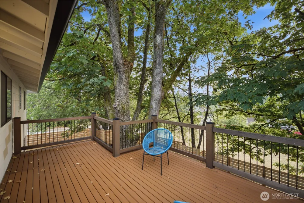10703 126th Avenue NE Kirkland, WA 98033