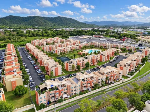 400 Grand Boulevard COND. ARMONIA #301