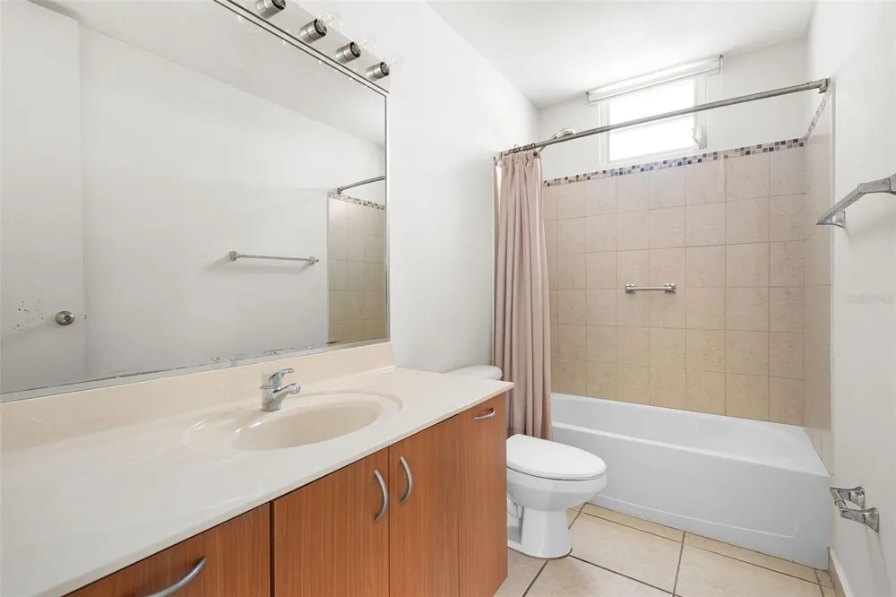 400 Grand Boulevard COND. ARMONIA #301 Caguas, PR 00725